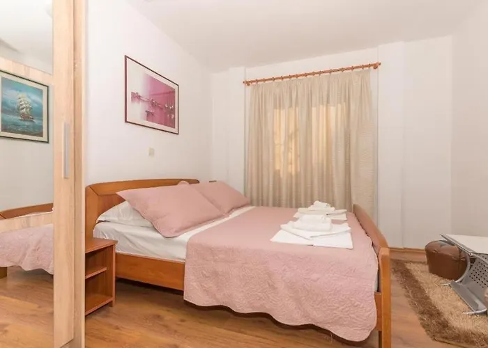 Apartments Sun And Beach * ברלה