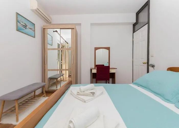 Apartments Sun And Beach דירה
