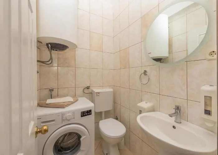 Apartments Sun And Beach דירה ברלה