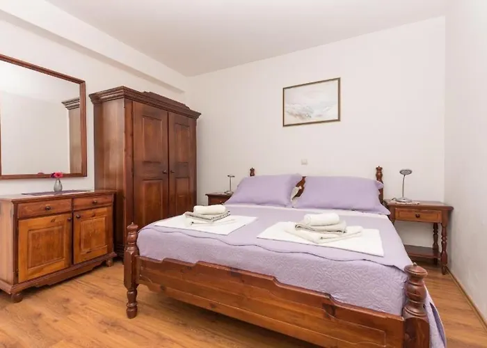 דירה Apartments Sun And Beach