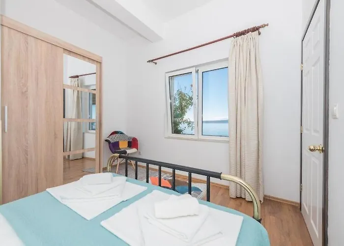 Apartments Sun And Beach Brela